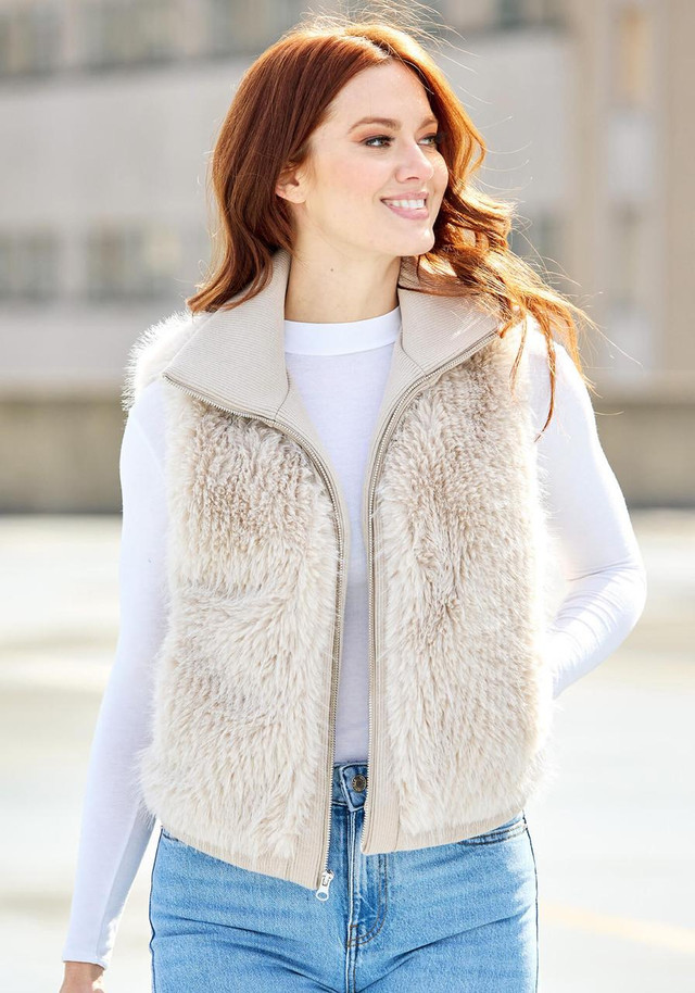 Champagne Fox Faux Fur Parkside Zip Vest